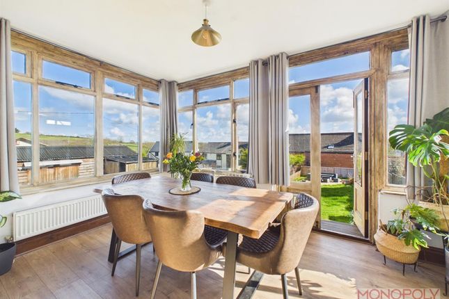 6 Heol Caradoc, Wrexham photo 4