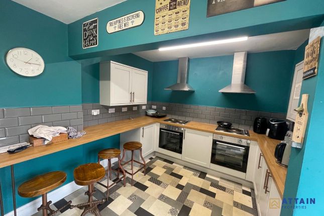 Room 4, 145, High Street, Swadlincote photo 4