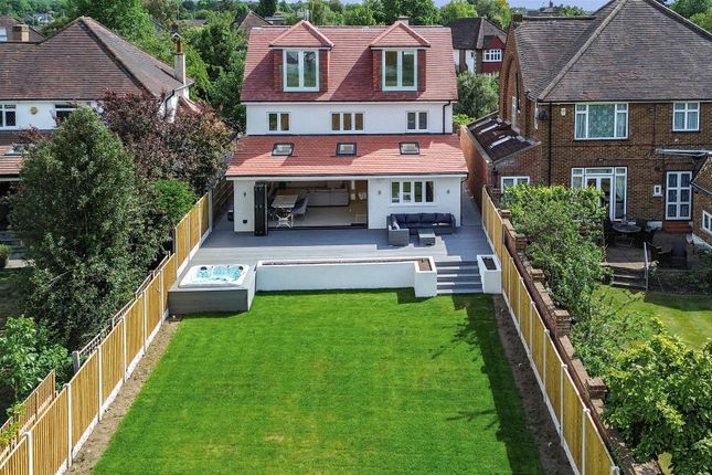 64, West Drive, South Cheam photo 4