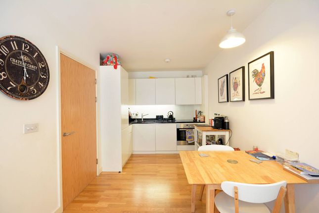 Thumbnail Flat to rent in Amelia Street, Elephant And Castle