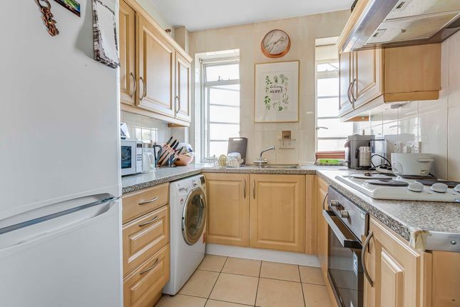 Pembroke Road, London photo 3