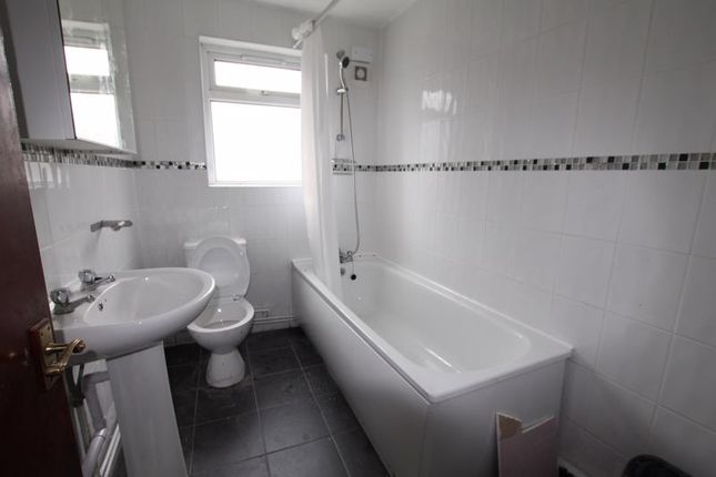 Semi-detached house to rent in Harriet Street, Cathays, Cardiff