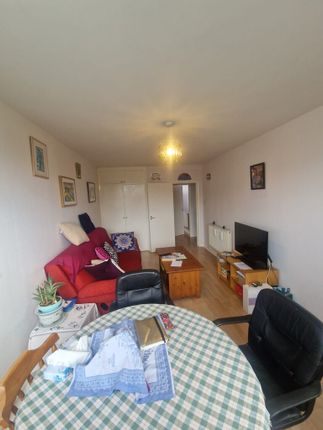 1-bed flat on 4, STUART CRESCENT WOODLEIGH COURT WOOD GREEN, LONDON, £385,000