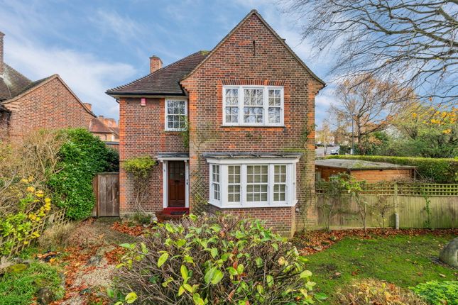 3-bed detached on 60, Woodhall Gate, Pinner, £895,000