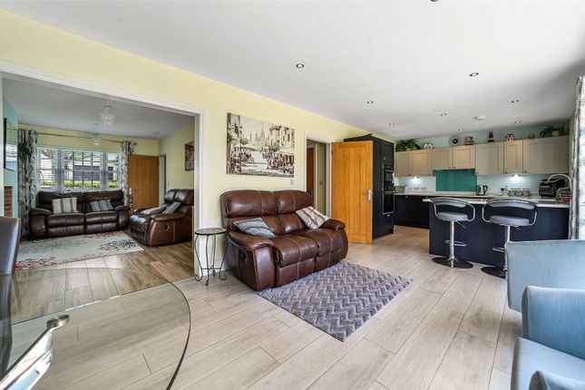 Meadow House,, Hull Lane, Ware photo 3