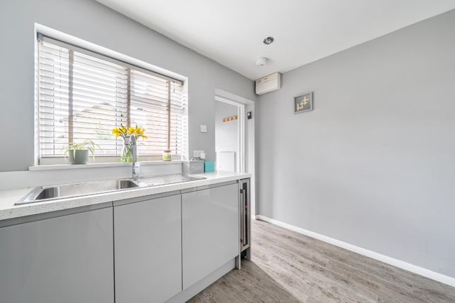 1, Springett Close, Aylesford photo 3