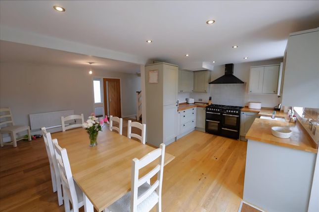 18, Crosby Close, Worthing photo 4