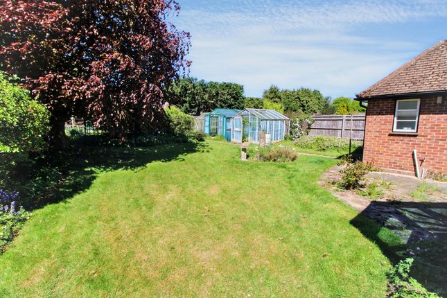 24 Rushmoor Avenue, High Wycombe photo 4