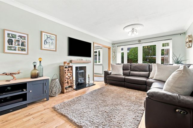 93, Maplin Way, Essex photo 4