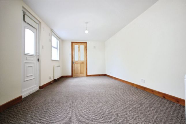 Flat 4,, 29 Highgrove Street, Berkshire photo 2