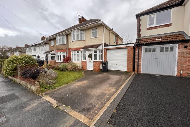 Thumbnail Semi-detached house for sale in Fitzroy Road, Swindon