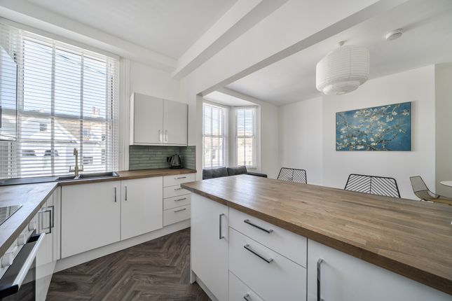Top Floor Flat, 32, Stanford Road, Brighton photo 3