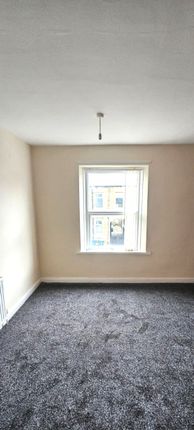 17, Ackworth Street, Bradford photo 5