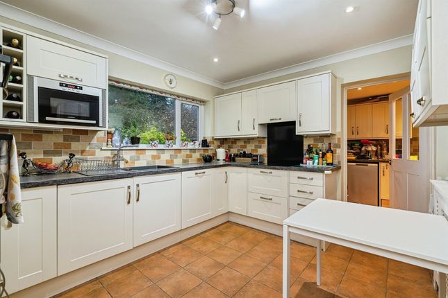 17, Beechwood Avenue, Norwich photo 2