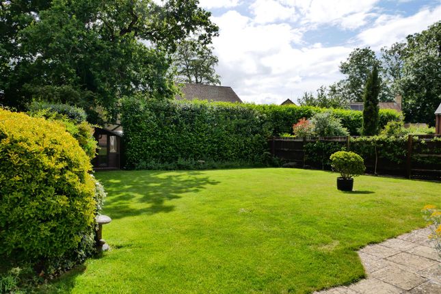 4, Elm Grove, Calne photo 2