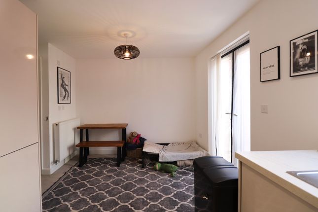 18, Tweed Road, Andover photo 5