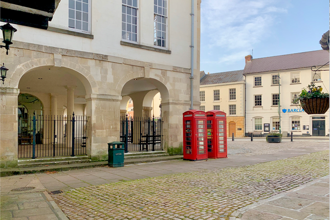 Thumbnail Studio to rent in Beaufort Arms Court Shopping Mews, Agincourt Square, Monmouth