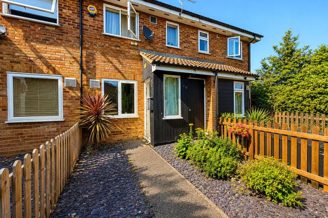 146, Penn Road, Slough photo 2