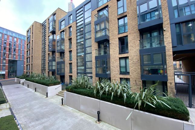 2-bed flat on 370 Southside, St.Johns Walk, Birmingham, £165,000