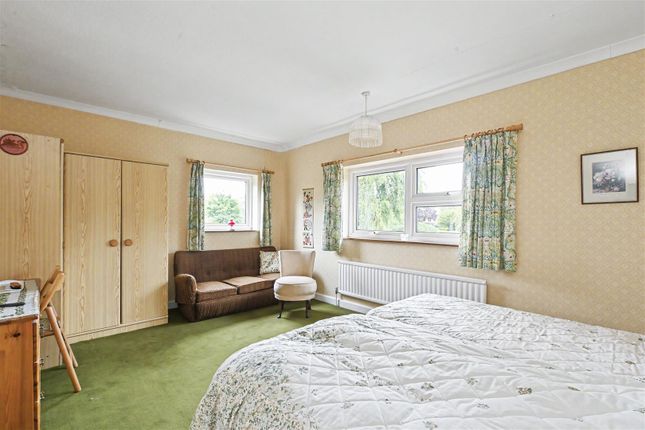 21, The Uplands, Harpenden photo 4