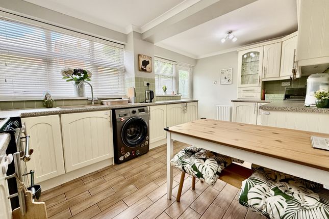 4, Eastdene Way, Peterlee photo 4
