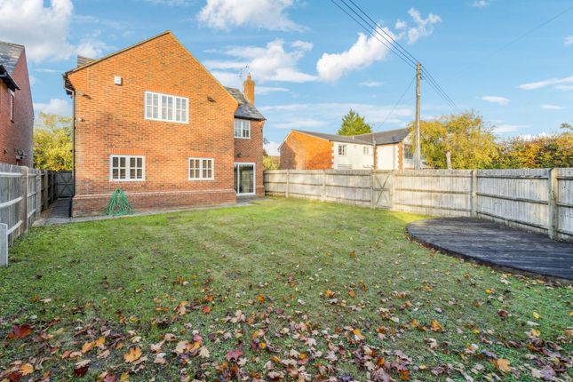 4b Risborough Road, Aylesbury photo 4