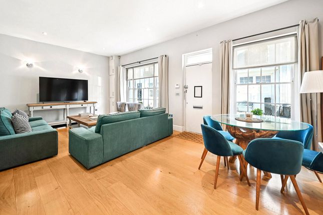 69, Eaton Mews North, London photo 4