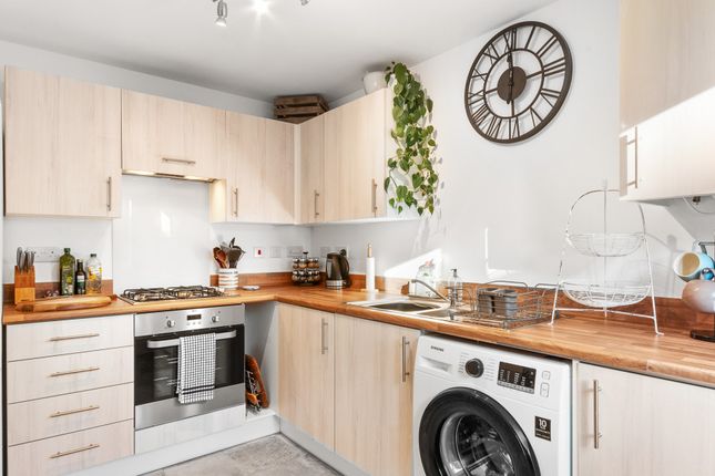 End terrace house for sale in Gold Avenue, Brackley