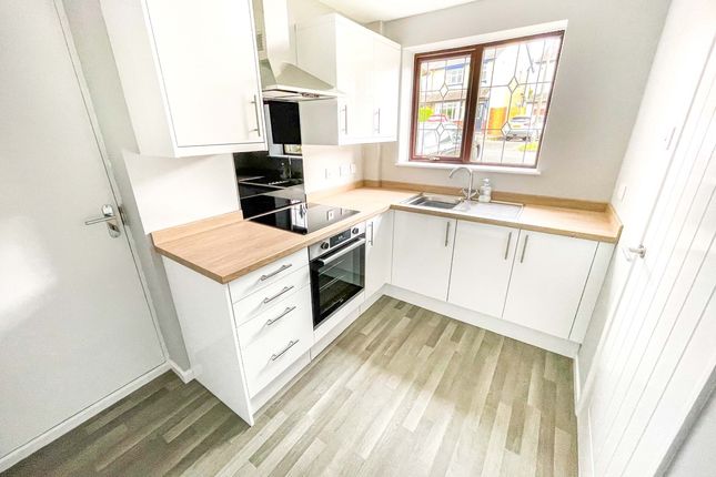 17 Junction Road, Stourbridge photo 4