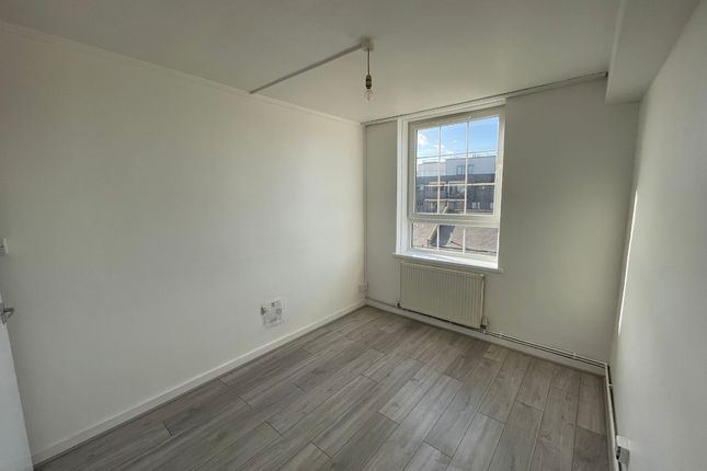 Flat for sale in Flat, Banister House, Homerton High Street, London