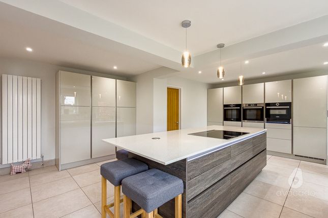 Home Meadow, Terrace Road South, Bracknell photo 4
