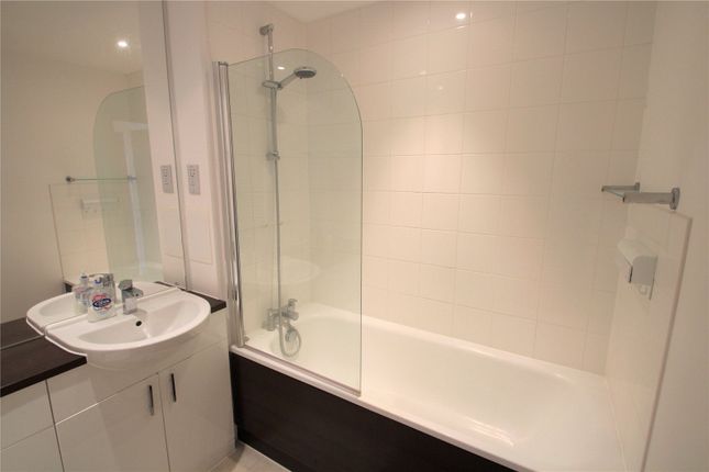 Flat for sale in Lanacre Avenue, Colindale