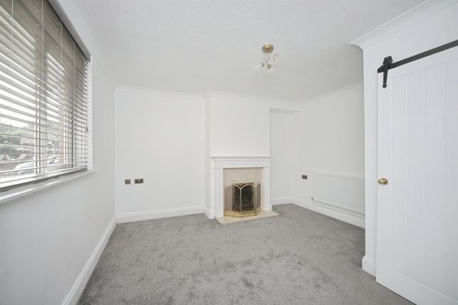192, Outer Circle, Taunton photo 4