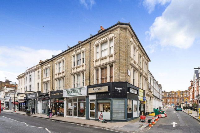 Flat for sale in Westbourne Grove, London