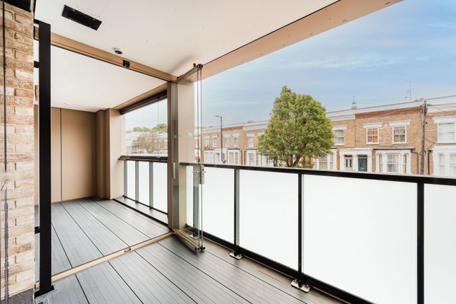 Chippenham Gardens, Kilburn photo 4