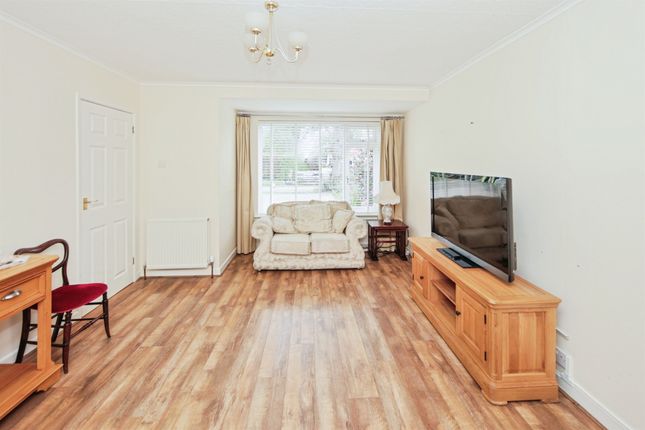 9, Blackthorn Road, Kenilworth photo 2