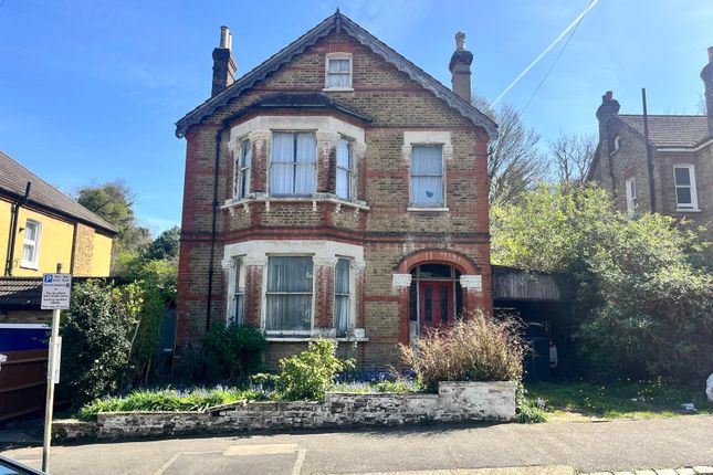 3, Dornton Road, South Croydon photo 2