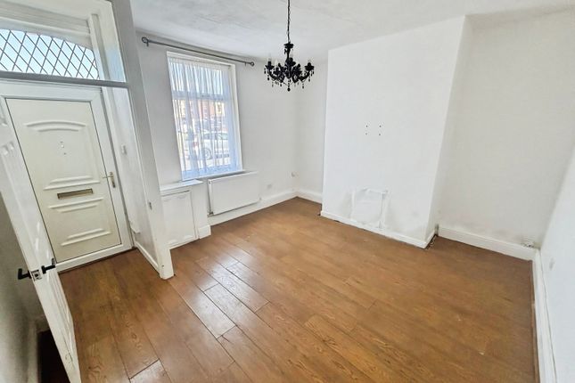 32, Bright Street, Manchester photo 2