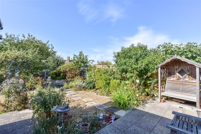 Windsor Road, Waterlooville photo 2