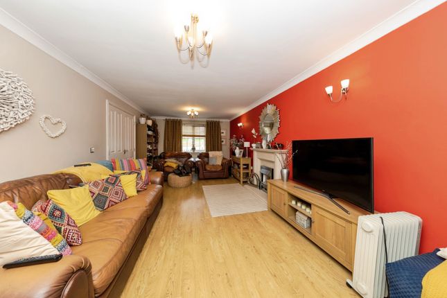 50, Porth Y Gar, Carmarthenshire photo 4
