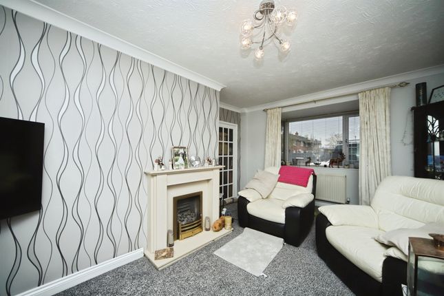 225, Eastwick Road, Taunton photo 4