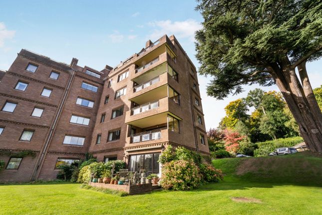 Flat for sale in Cedar Lodge, Lythe Hill Park, Haslemere