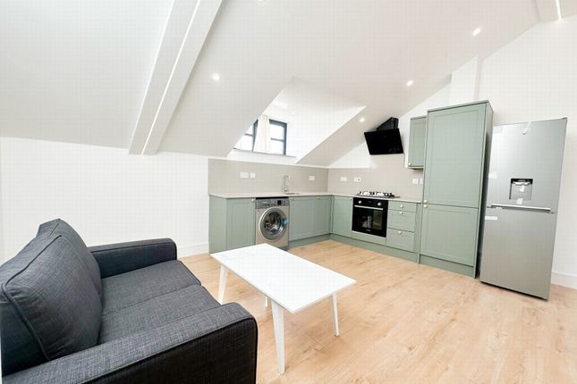 Flat 11xx 2, Millers Terrace, London photo 4