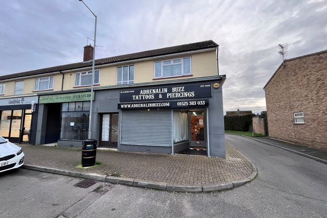 Retail premises to let in 82 Clarence Road, Leighton Buzzard, Bedfordshire
