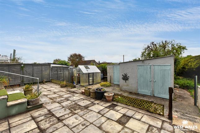 10, Brickhurst Close, Haverfordwest photo 4