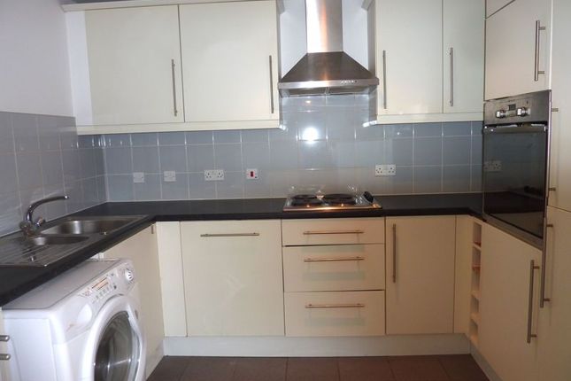 39, Golate Court, Cardiff photo 4