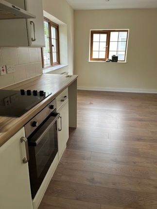 315, Saffron Lane, Leicester photo 2