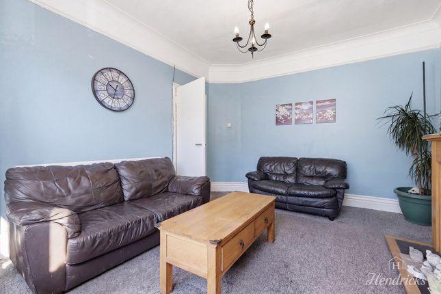 251, Westborough Road, Westcliff-on-sea photo 3