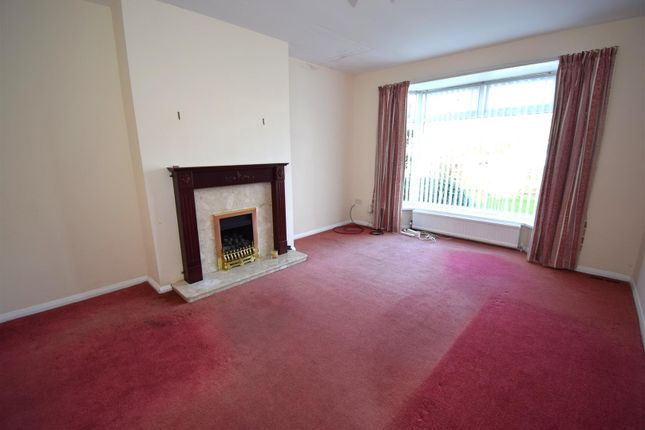 48, Leafield Crescent, South Shields photo 3