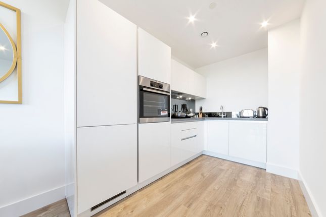 Flat to rent in Sandown House, 124 High Street, Staines-Upon-Thames
